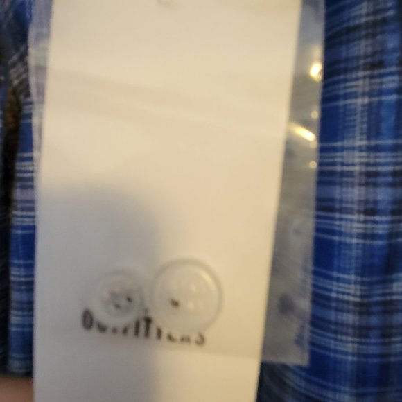 Brand new Urban Outfitters button down with Tags - Picture 2 of 4